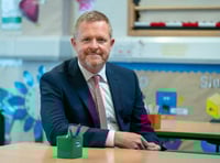 Education minister praises students for exam achievements