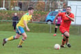 Kingfishers hold league leaders