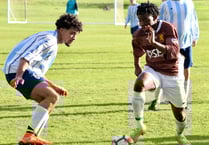 Swans sink Kingfishers as losing run continues  