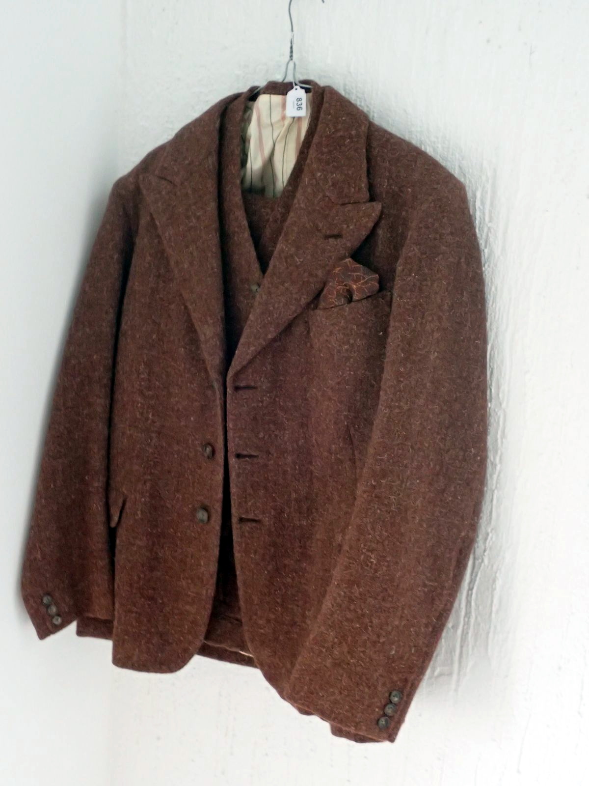 Actor snaps up vintage suit at auction
