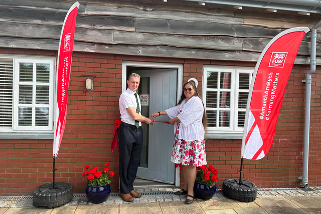 FUW celebrates opening of new Gwent office 