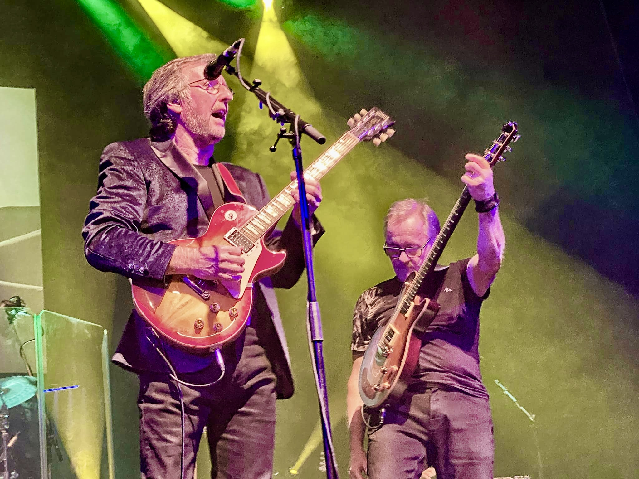 Talon winging in with Eagles hits and all of Hotel California LP