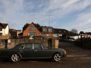 Court win for Forest neighbours in man cave owner parking dispute  