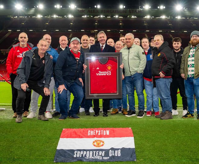 Wye Valley supporters club honoured by Man United legend Brian Robson