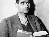 The Monmouthshire Kaiser? Rudolf Hess or an elaborate decoy?