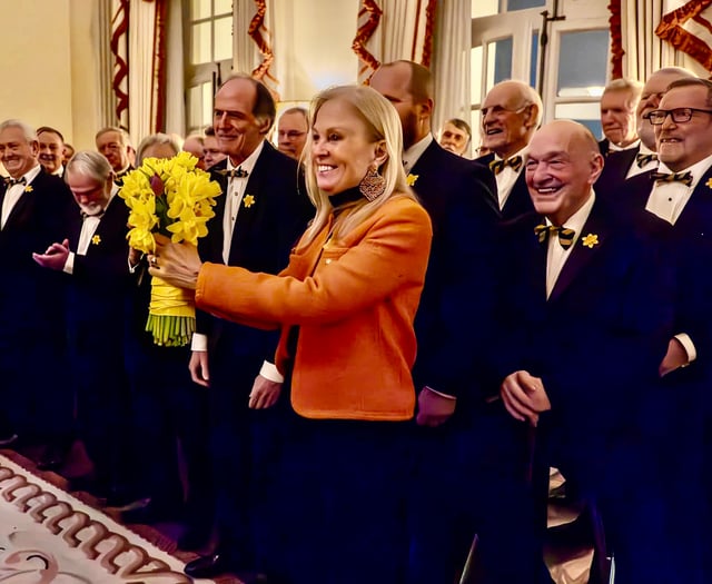 Choir wow US ambassador with St David's Day performance