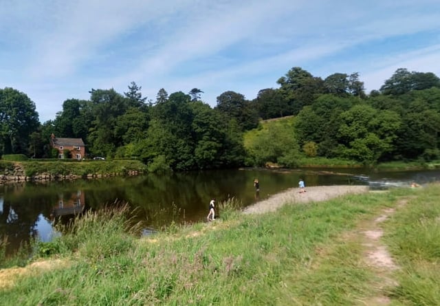 'Highest ever' E. coli levels recorded at River Wye bathing spot