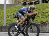 Duo overcome Tri-ing hurdles and weather 