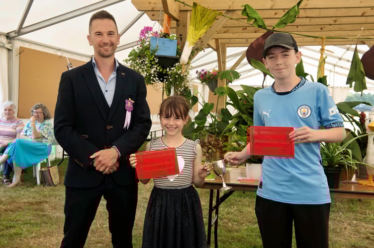 Youth section winners Eleanor Herbert and Dylan Rojas