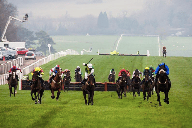 Chepstow Races Season Opener live coverage