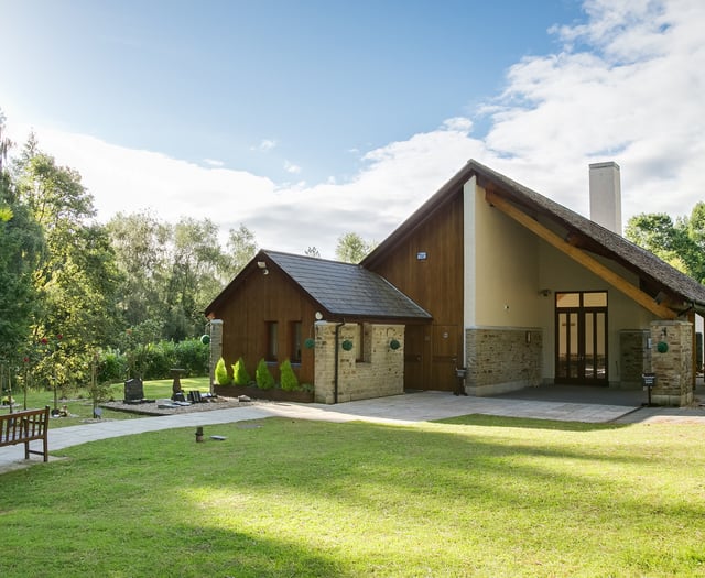 Forest Crematorium invites residents to submit photos for xmas service