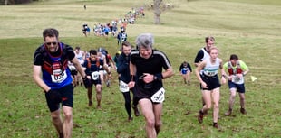 Jingle fells as festive runners reach for skies 