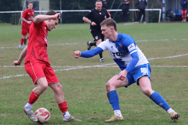 Jockeys jump to top spot with 2-1 win