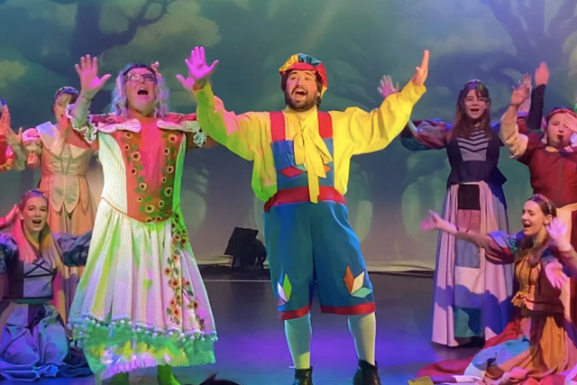 WATCH: Abergavenny Pantomime Company prepares for opening night 