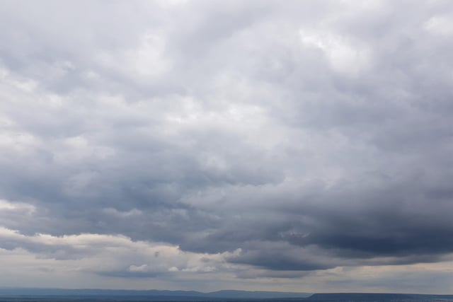 Mild day with some clouds, sunny weather ahead