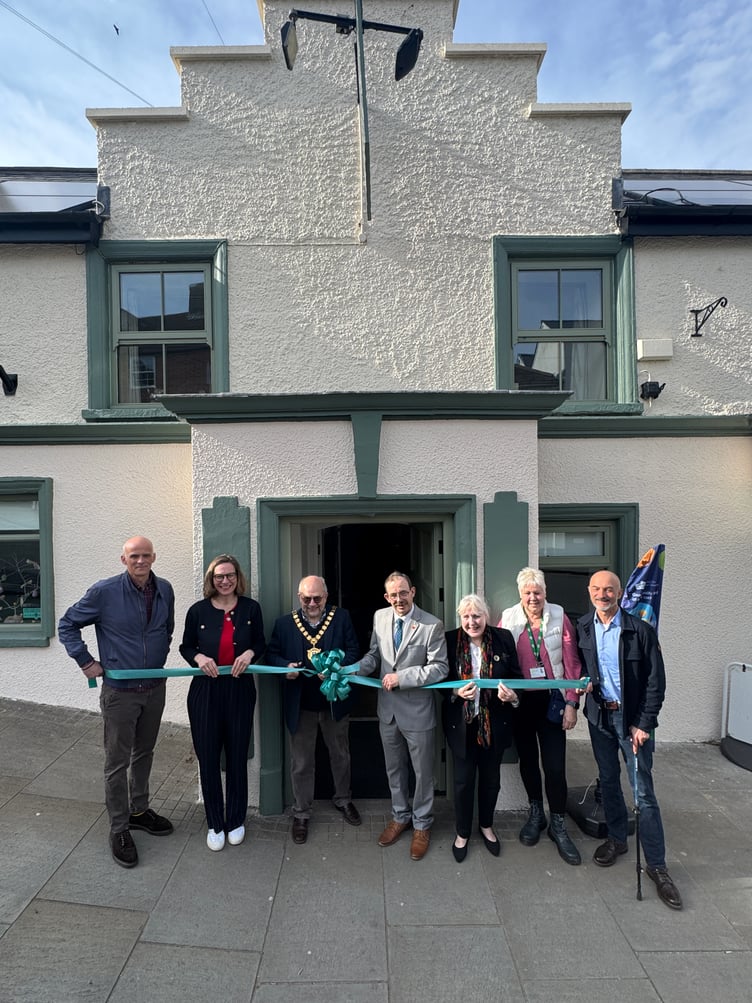 MP Catherine Fookes along with other members at the grand opening.