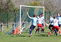 Jockeys hold leaders Stars entering the closing stages