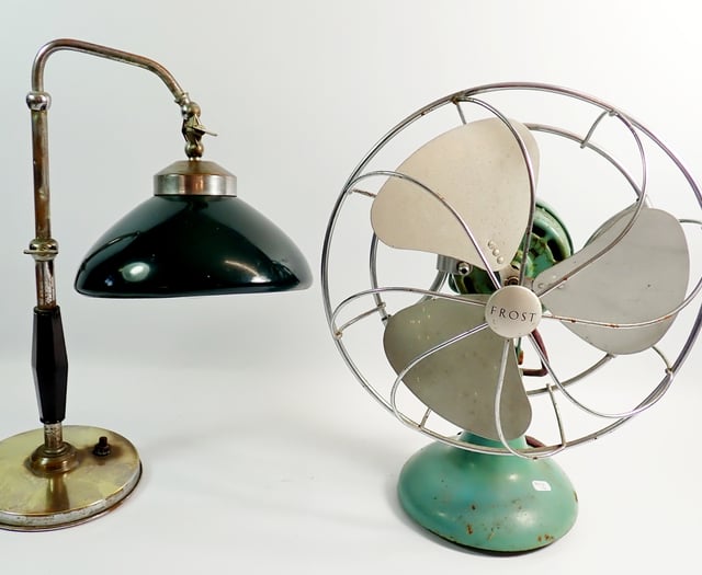 Smiths auction rooms hosts art and antique sale