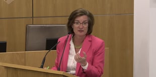 First Minister leads tributes to commemorate VE Day