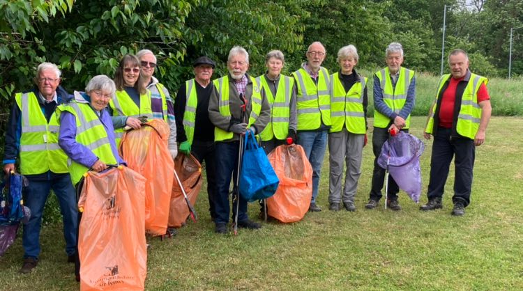 Litter pickers chepstow