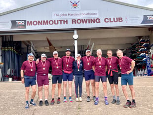 Masters leave regatta rivals 'oar-struck'