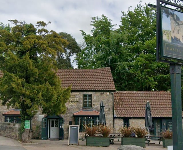 Pub next to castle given green light for holiday rooms 