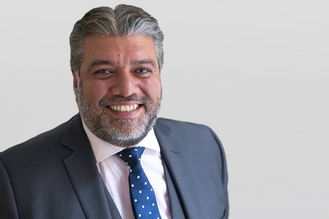 OM barrister disbarred over Oxford CV claim 