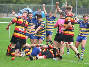 Monmouth blown out in wind by Blackwood second-half blitz