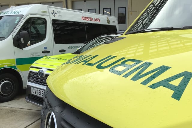 Sore throats and wobbly teeth: Non-emergency ambulance calls revealed