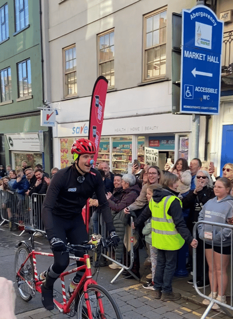Greg James arrives in Abergavenny