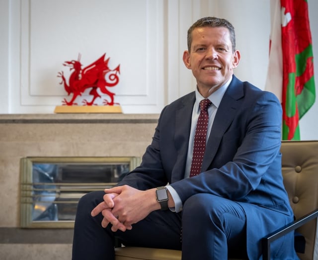 Wales rules out school phone ban