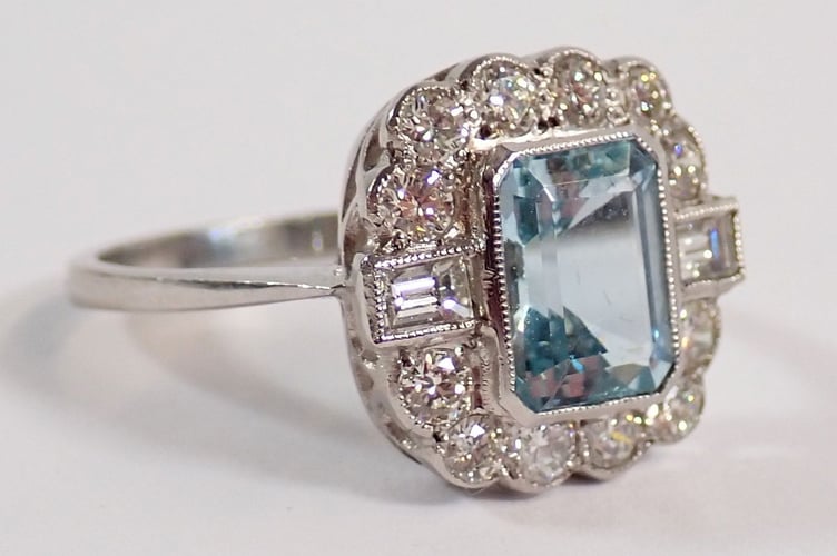 Diamond & Aquamarine Ring